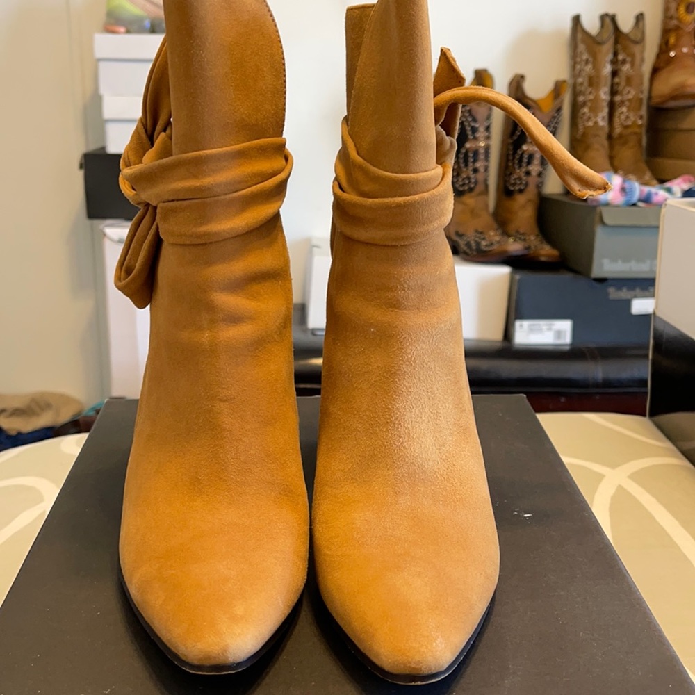 Banana republic boots